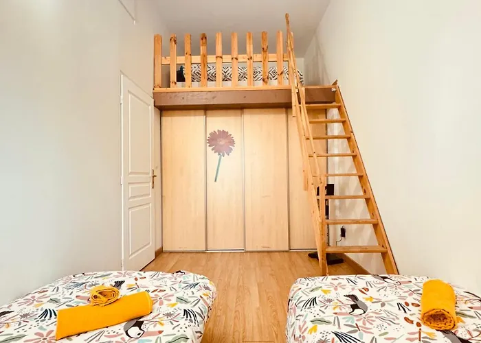 Maison Avec Piscine-climatisation-jardin * Ventenac-en-Minervois